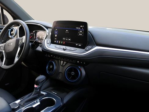 Used 2024 Chevrolet Blazer RS w/ Driver Confidence II Package FWD image 19