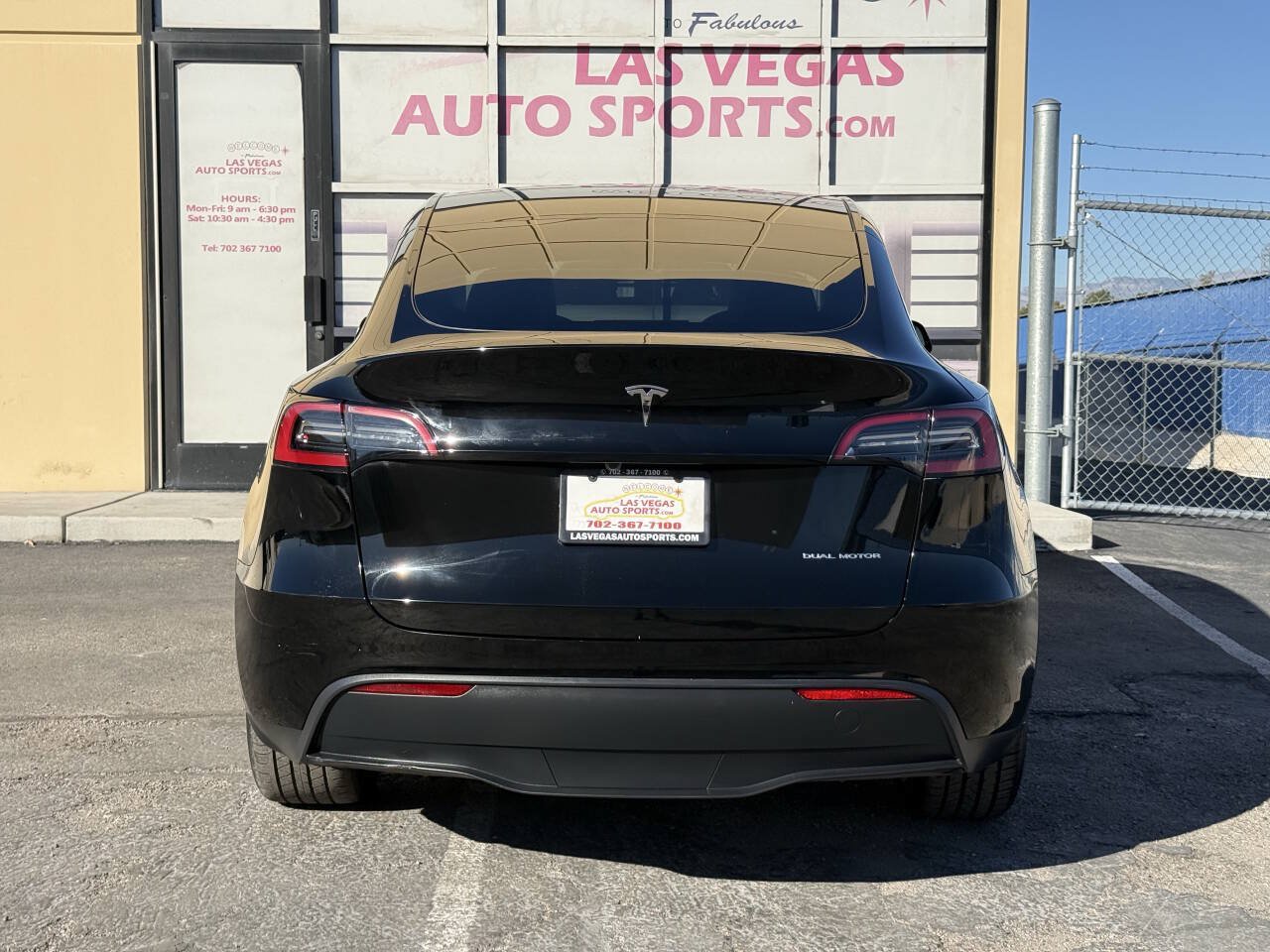 Used 2023 Tesla Model Y Long Range AWD/4WD image 8