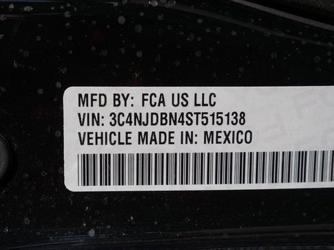 New 2025 Jeep Compass Latitude w/ Convenience Group image 28