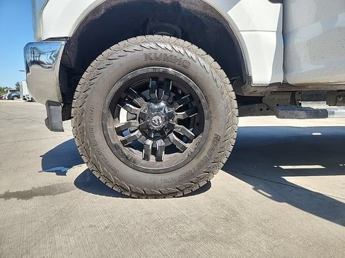 Used 2019 Ford F250 XLT w/ XLT Value Package AWD/4WD image 5