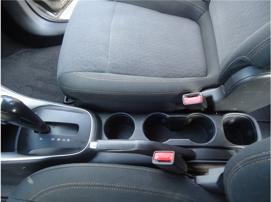 Used 2021 Chevrolet Trax LS AWD/4WD image 20