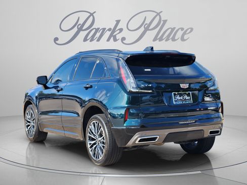 Used 2025 Cadillac XT4 Sport FWD image 3