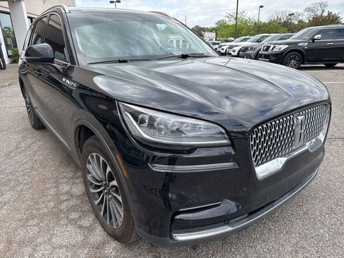 Used 2023 Lincoln Aviator AWD w/ Premium Package image 11