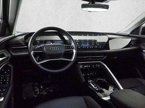 Certified 2025 Audi Q5 Premium w/ Convenience Package AWD/4WD image 19