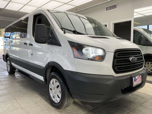 Used 2019 Ford Transit 350 XL image 1
