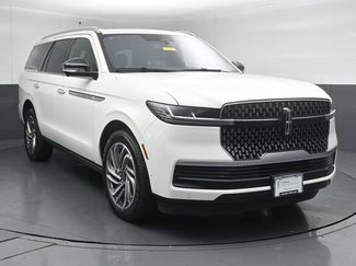 Certified 2025 Lincoln Navigator Reserve AWD/4WD video 1