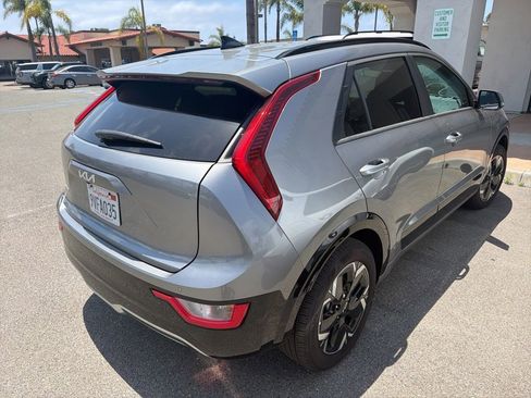 Used 2025 Kia Niro Wind FWD image 5