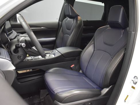 Used 2026 INFINITI QX60 Sport w/ Dark Cargo Package AWD/4WD image 5
