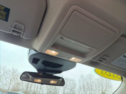 Used 2020 Ford Escape SEL image 11