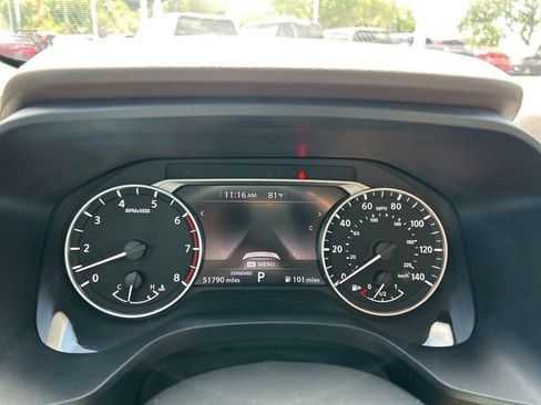 Certified 2023 Nissan Rogue SV image 25