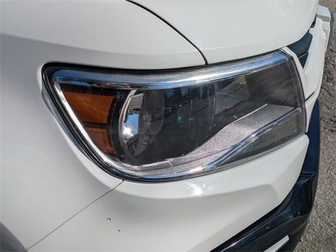 Used 2022 Chevrolet Colorado LT w/ Safety Package image 10