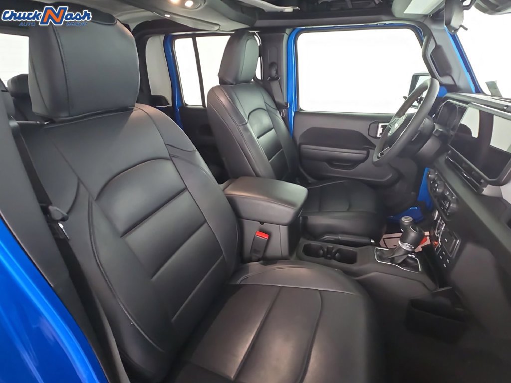 Used 2024 Jeep Gladiator Sport AWD/4WD image 32