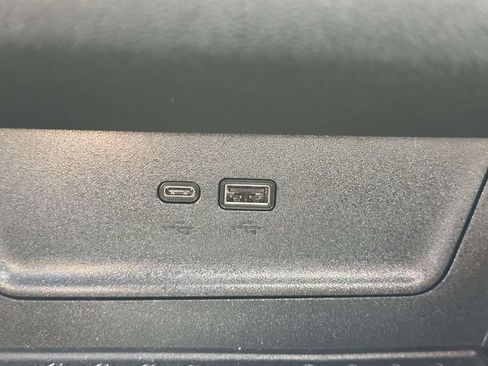Certified 2026 Chevrolet Equinox LT w/ Convenience Package II AWD/4WD image 25