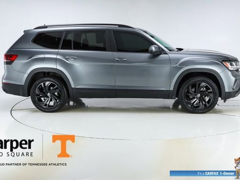Used 2023 Volkswagen Atlas SE w/ Black Wheel Package FWD image 49