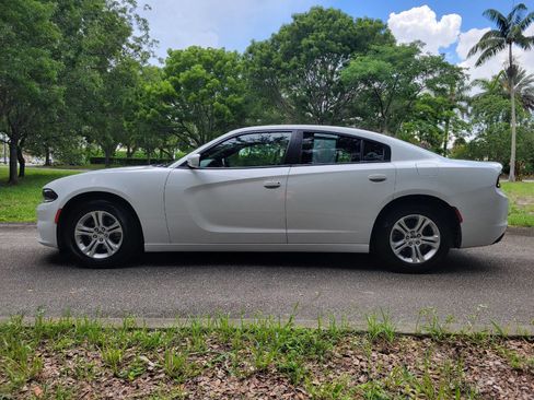 Used 2022 Dodge Charger SXT image 8