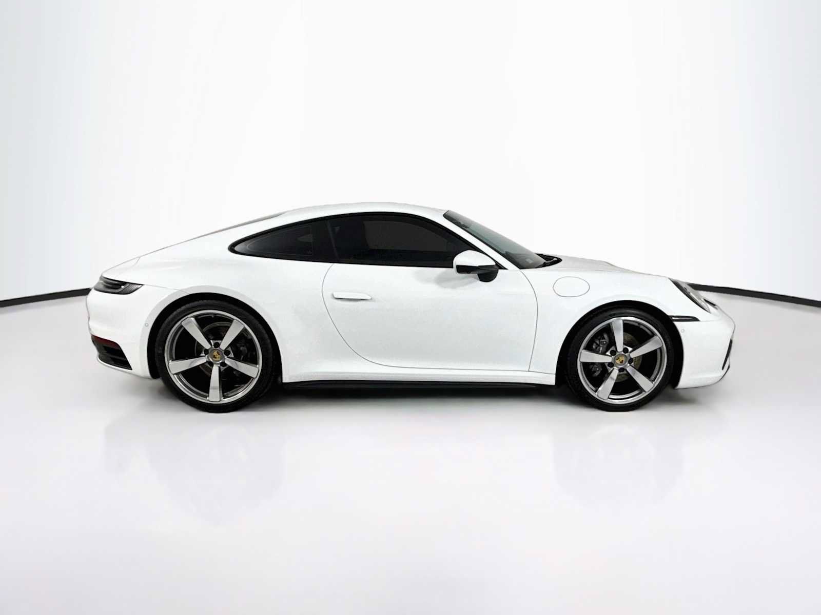 Certified 2022 Porsche 911 Carrera RWD image 8