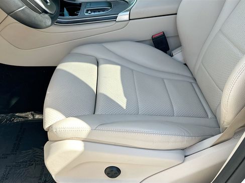 Used 2021 Mercedes-Benz GLC 300 GLC 300 image 18