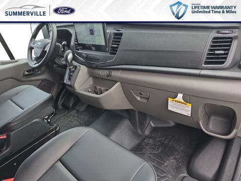 New 2026 Ford Transit 250 148 Medium Roof RWD image 11