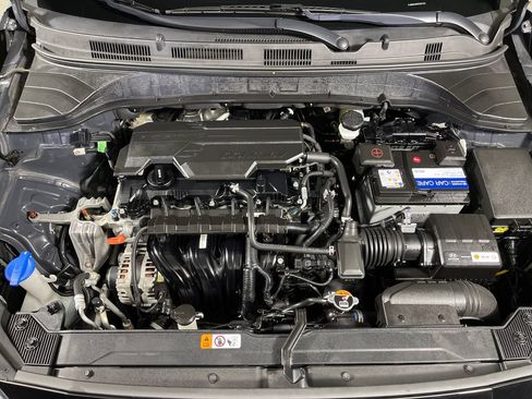 Certified 2023 Hyundai Kona SEL AWD/4WD image 9