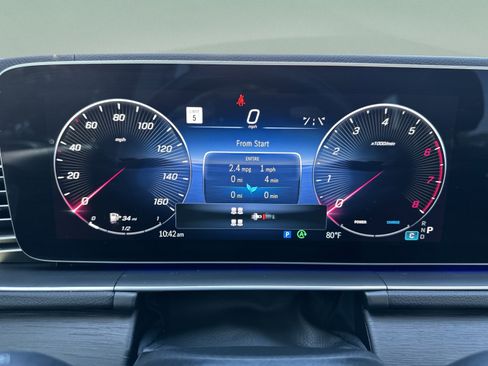 Used 2024 Mercedes-Benz GLS 450 4MATIC image 13