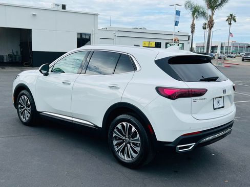 Used 2025 Buick Envision Preferred image 8