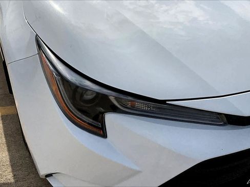 Used 2025 Toyota Corolla LE image 27