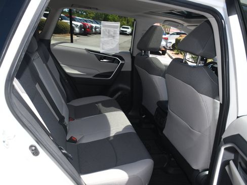 Used 2023 Toyota RAV4 XLE w/ Convenience Package FWD image 18