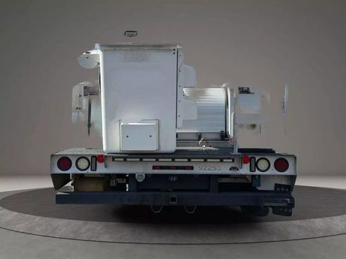 Used 2012 Ford F550 2WD Regular Cab Super Duty w/ PWR Equipment Group image 56