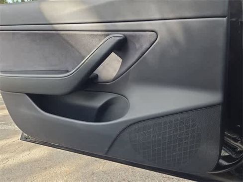 Used 2020 Tesla Model 3 Performance image 30