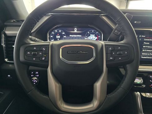 Used 2025 GMC Sierra 3500 Denali w/ Denali Reserve Package image 29