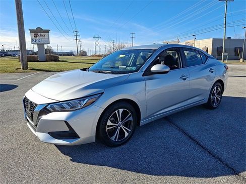 Used 2023 Nissan Sentra SV image 3
