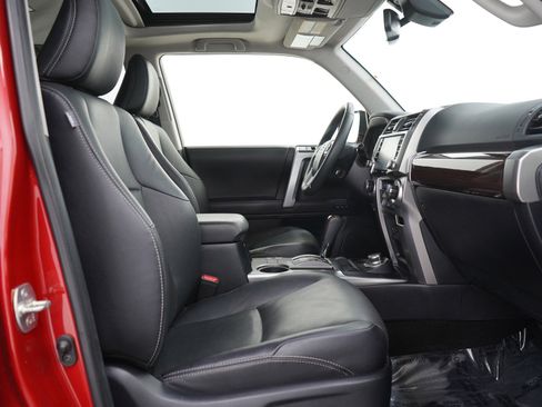 Used 2022 Toyota 4Runner Limited image 11