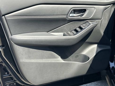 New 2026 Nissan Rogue Dark Armor FWD image 17