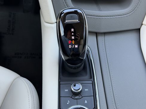 Certified 2024 Cadillac XT5 Premium Luxury image 28