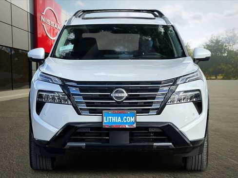 New 2026 Nissan Rogue Platinum image 11