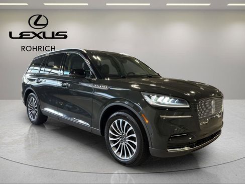 Used 2022 Lincoln Aviator Reserve w/ Equipment Group 201A image 4