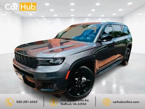 Used 2023 Jeep Grand Cherokee L Laredo AWD/4WD image 3