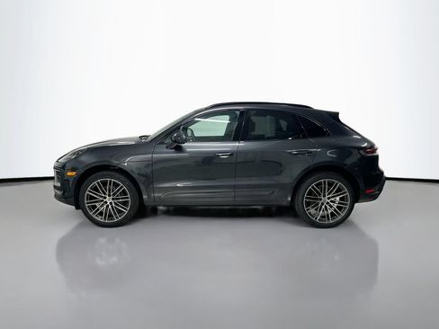 Certified 2025 Porsche Macan AWD/4WD image 2