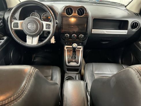 Used 2017 Jeep Compass High Altitude FWD image 10