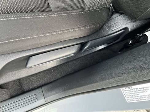 Used 2024 Honda CR-V LX image 22