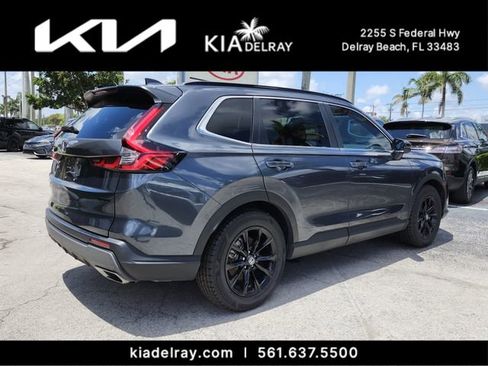 Used 2025 Honda CR-V Sport image 3