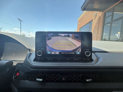 Used 2025 Honda Accord SE image 7