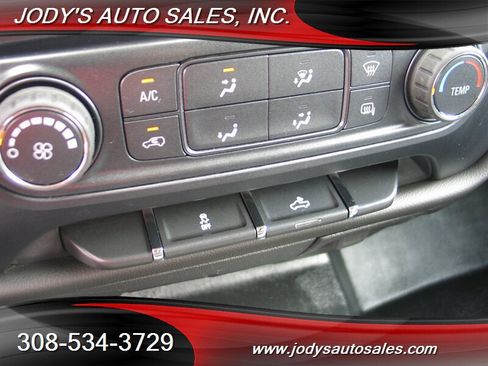 Used 2018 Chevrolet Silverado 1500 W/T w/ Trailering Package RWD image 17