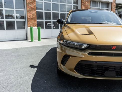 Used 2024 Dodge Hornet R/T Plus w/ R/T Blacktop Package AWD/4WD image 36