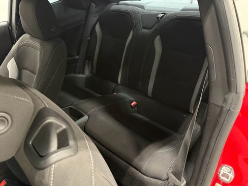 Used 2020 Chevrolet Camaro LT w/ RS Package image 27