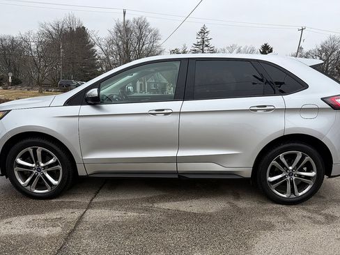 Used 2018 Ford Edge Sport w/ Equipment Group 401A image 7