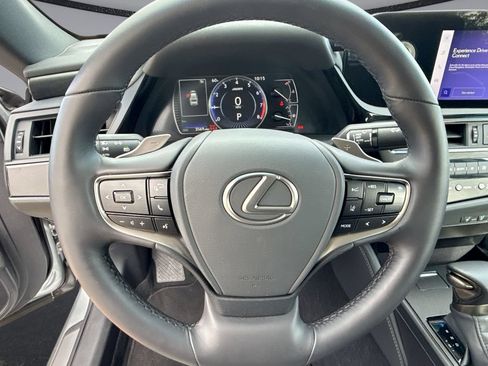 Used 2025 Lexus ES 350 w/ Premium Package FWD image 21