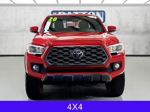 Used 2020 Toyota Tacoma TRD Off-Road image 2