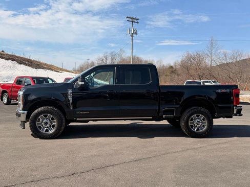 Used 2024 Ford F250 Lariat image 8