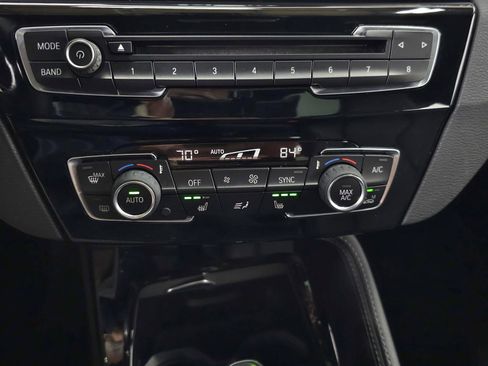 Used 2016 BMW X1 xDrive28i AWD/4WD image 25